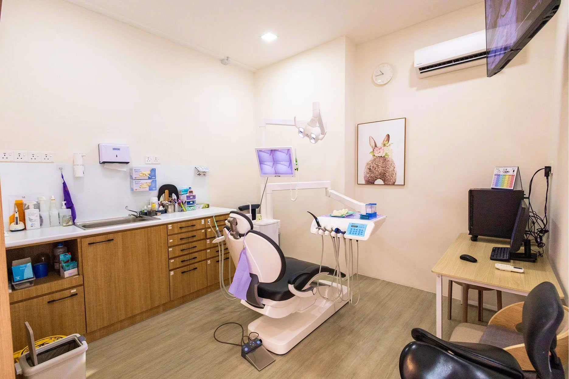 Treatment room at Calm Dental Clinic